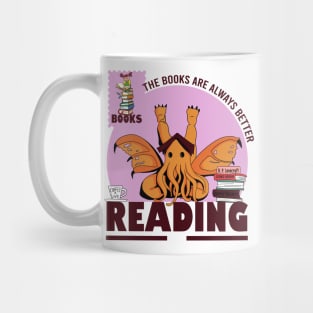 Cthulhu reading cute Mug